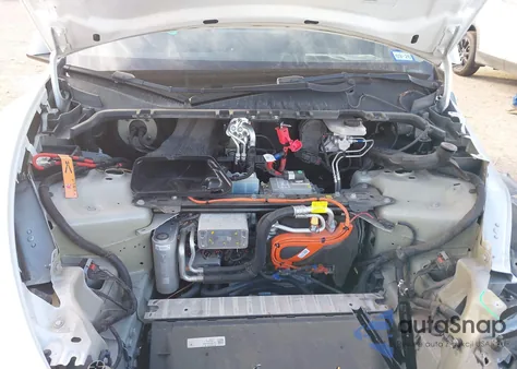 2022 Tesla Model Y Long Range Dual Motor All-Wheel Drive from USA, damaged, VIN 7SAYGDEE8NF387788